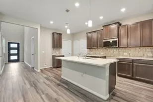 6650 Lahna Oak Dr, Conroe, TX 77304 - Photo 2