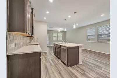 6650 Lahna Oak Drive, Conroe, TX 77304 - Photo 4