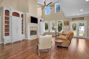 8436 Kings View Ct, Montgomery, TX 77316 - Photo 12