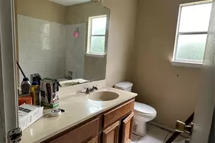 12007 S Fairhollow Ln, Houston, TX 77043 - Photo 10