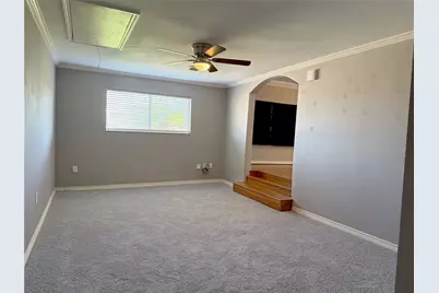 1302 N Avenue R, Freeport, TX 77541 - Photo 4