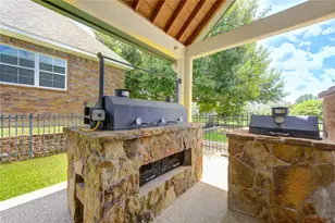 5920 White Oak Trce, Conroe, TX 77304 - Photo 10
