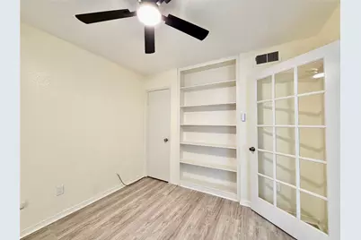 2120 Wilcrest Drive #121, Houston, TX 77042 - Photo 20