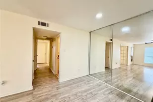 2120 Wilcrest Dr, Houston, TX 77042 - Photo 16