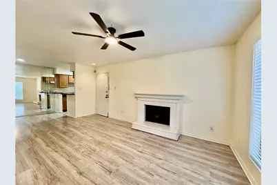 2120 Wilcrest Drive #121, Houston, TX 77042 - Photo 6