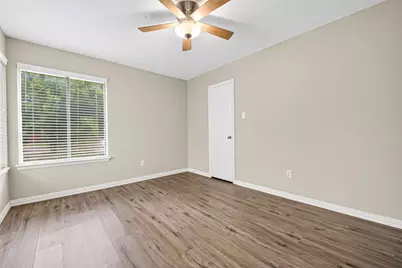 6122 Sanford Road, Houston, TX 77096 - Photo 32