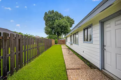 6122 Sanford Road, Houston, TX 77096 - Photo 48