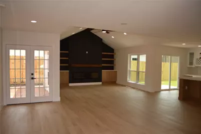 418 Briar Hill Drive, Houston, TX 77042 - Photo 6