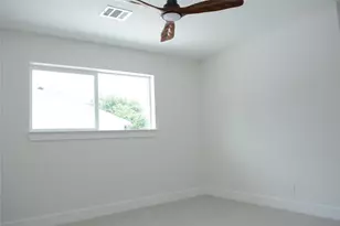 418 Briar Hill Dr, Houston, TX 77042 - Photo 42