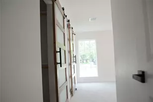 418 Briar Hill Dr, Houston, TX 77042 - Photo 24