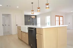 418 Briar Hill Dr, Houston, TX 77042 - Photo 20