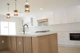 418 Briar Hill Dr, Houston, TX 77042 - Photo 18