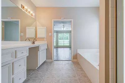 15919 Hurstfield Pointe Drive, Cypress, TX 77429 - Photo 24