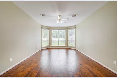 15919 Hurstfield Pointe Drive, Cypress, TX 77429 - Photo 20