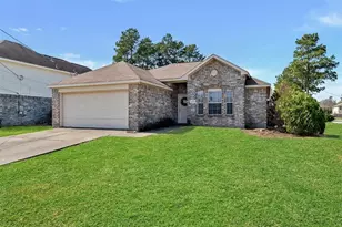 16790 N Bob White Dr, Conroe, TX 77385 - Photo 2