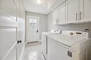 14236 Misty Meadow Ln, Houston, TX 77079 - Photo 16