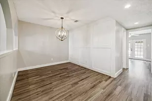 14236 Misty Meadow Ln, Houston, TX 77079 - Photo 4