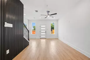 4562 Teton St, Houston, TX 77051 - Photo 8