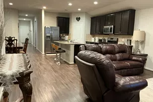 4030 Emperor Valley Ln, Baytown, TX 77521 - Photo 12