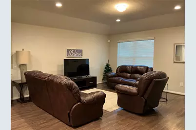 4030 Emperor Valley Lane, Baytown, TX 77521 - Photo 10