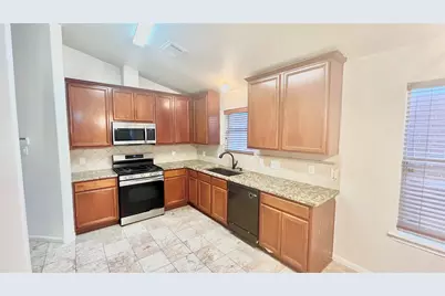 18311 Melissa Springs Drive, Tomball, TX 77375 - Photo 8