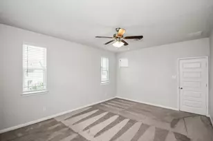 5527 Cuerta St, Houston, TX 77023 - Photo 24