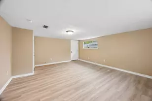 3511 Dreyfus St, Houston, TX 77021 - Photo 10