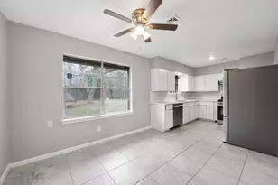 9347 Clearway Dr, Houston, TX 77033 - Photo 6