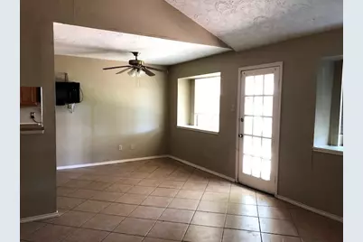14002 Kathi Lynn Lane, Sugar Land, TX 77498 - Photo 6