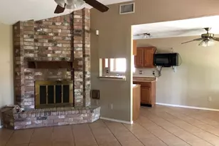14002 Kathi Lynn Ln, Sugar Land, TX 77498 - Photo 4