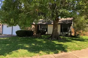 14002 Kathi Lynn Ln, Sugar Land, TX 77498 - Photo 16