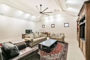 52 Briar Hollow Ln, Houston, TX 77027 - Photo 26