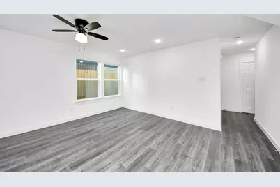 2310 Wavell Street #B, Houston, TX 77088 - Photo 16