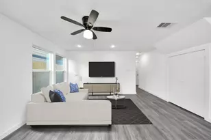 2310 Wavell St, Houston, TX 77088 - Photo 6