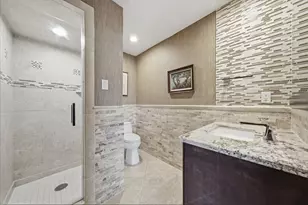 3350 McCue Rd, Houston, TX 77056 - Photo 10