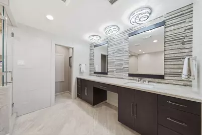 3350 McCue Road #2402, Houston, TX 77056 - Photo 30