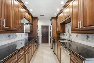 3350 McCue Rd, Houston, TX 77056 - Photo 2