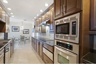 3350 McCue Road #2402, Houston, TX 77056 - Photo 22