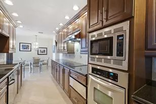 3350 McCue Rd, Houston, TX 77056 - Photo 22