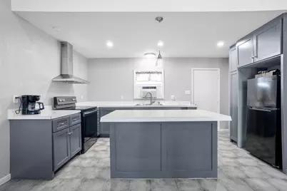 8921 Fresno Avenue, Alvin, TX 77511 - Photo 10