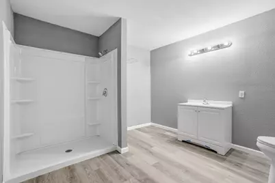 8921 Fresno Avenue, Alvin, TX 77511 - Photo 20