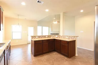 118 E Lasting Spring Circle, Spring, TX 77389 - Photo 10