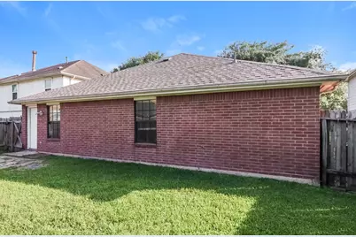 6618 Sutton Meadows Drive, Houston, TX 77086 - Photo 16