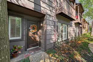 11711 Memorial Dr, Houston, TX 77024 - Photo 2