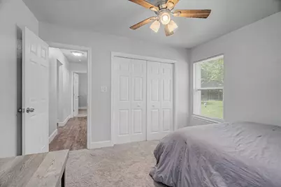 212 Lakewood Drive, Baytown, TX 77520 - Photo 36