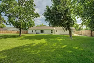212 Lakewood Dr, Baytown, TX 77520 - Photo 40