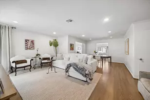 3110 Castlewood St, Houston, TX 77025 - Photo 4