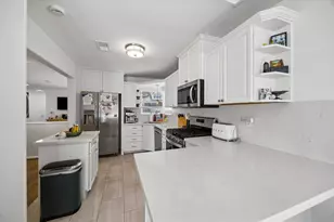 3110 Castlewood St, Houston, TX 77025 - Photo 10