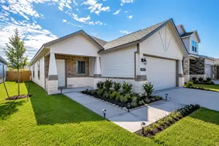 422 Dorion Lagoon Dr, Crosby, TX 77532 - Photo 1