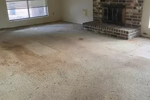 1114 N Nottingham Dr, League City, TX 77573 - Photo 4